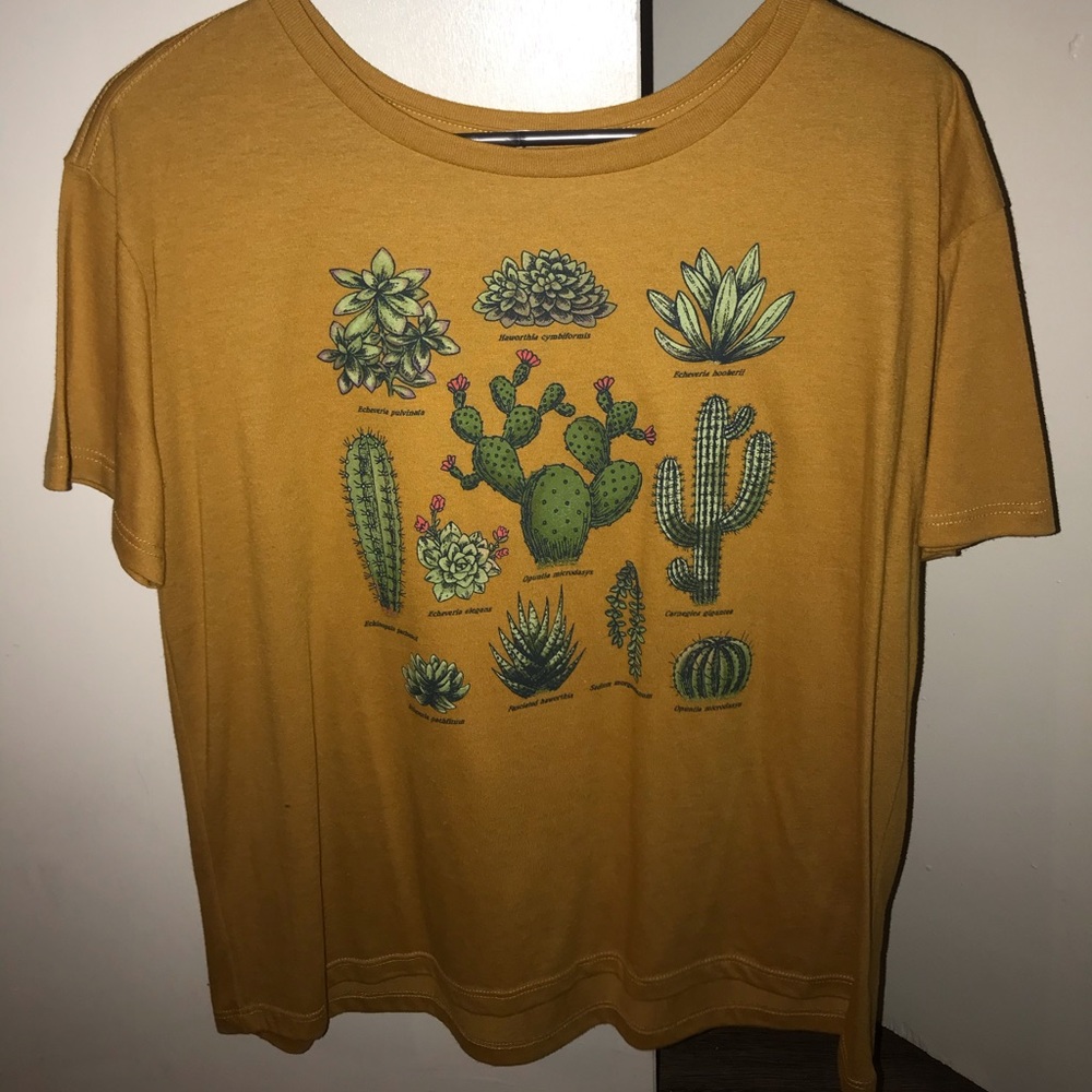 Cactus / Succulent Tee 🌵🌵